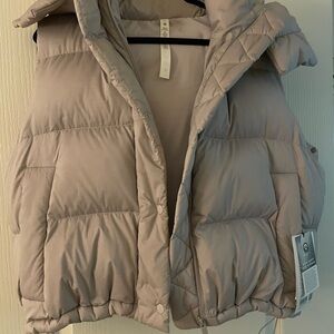 Lululemon wonder puff NWT heather